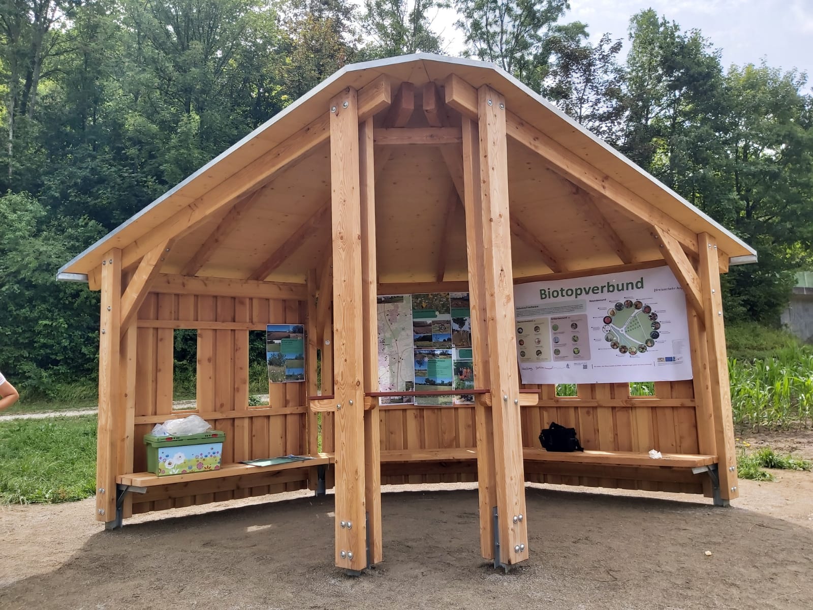 Grünen Klassenzimmer auf der Lerchenwiese Grünen Klassenzimmer auf der Lerchenwiese